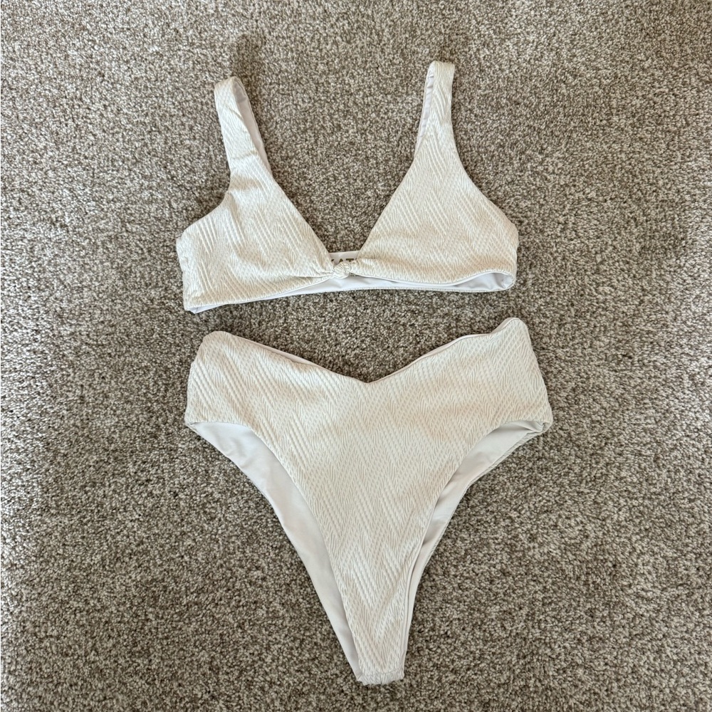 Skatie Cream Textured Bikini Set